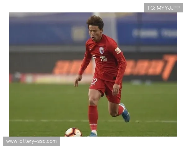 石炳鑫加盟山西崇德荣海，从申花二队失落到中乙新起点